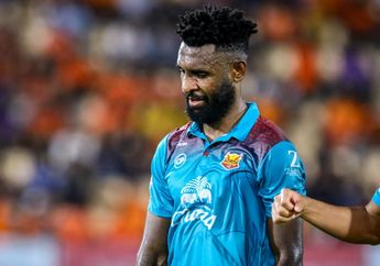 Ingin Ikuti Boaz Solossa, Yanto Basna Mengaku Sempat Jajal Posisi Striker