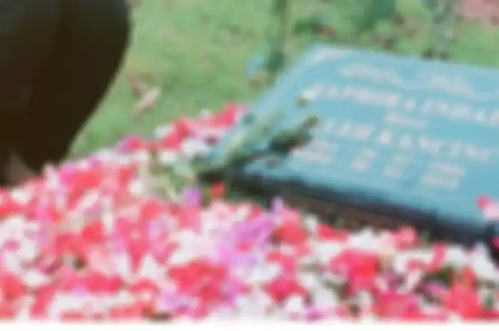 Makam Saphira Indah