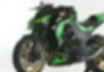 Horang Kaya Mah Bebas, Kawasaki Z1000 Malah Dipakai Buat Jemur Padi