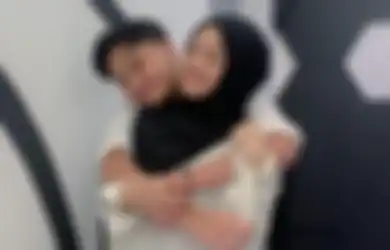 Di Tengah Kabar Hubungan Renggang dengan Bunda Nathalie, Putri Delina Repost Unggahan Fanbase Rizwan Ini
