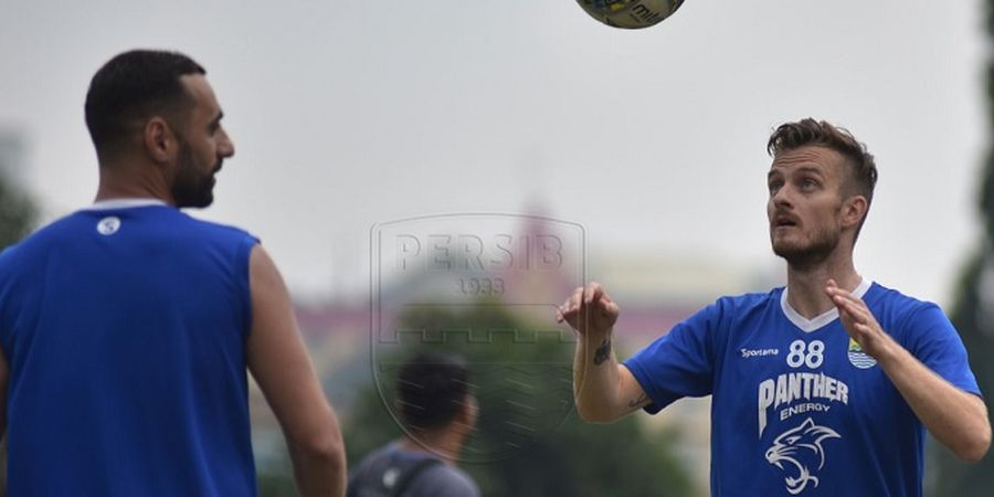 Persib Bandung Resmi Coret 3 Pemain Asingnya, Satu Nama Mengejutkan