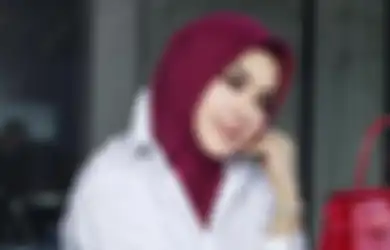 Tetangga Dekat Sampai Ogah Bahas, Watak Buruk Syahrini Terkuak hingga Buat Warga Kampung Tak Lagi Respect: Sempat Jambak Warga!