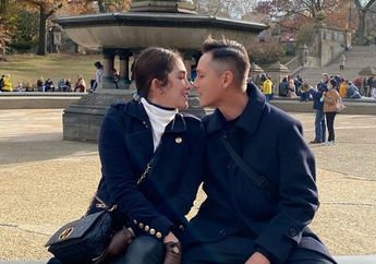 Ussy Sulistiawaty Honeymoon Kedua Kali Bareng Suami, Istri Andhika Pratama Boyong Tas Seharga Ratusan Juta!