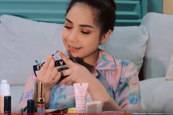Ditantang adu make up, Nagita Slavina kaget tahu harga make up Aurel Hermansyah yang beda jauh dengannya