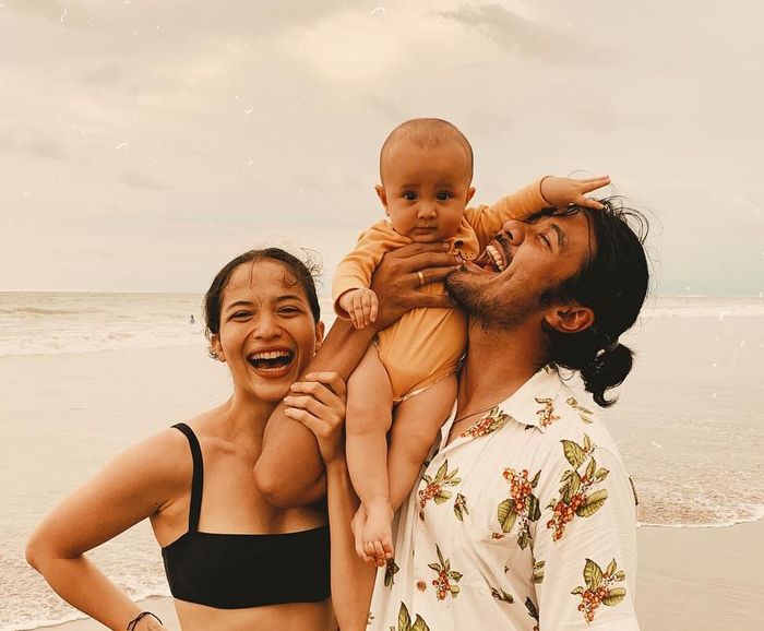 Putri Marino, Chicco Jerikho, Surniala