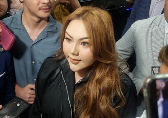 Hadapi Tiga Kasus Hukum, Lisa Mariana Panik Tapi Tetap Harus Bekerja Demi Nafkahi Keluarga