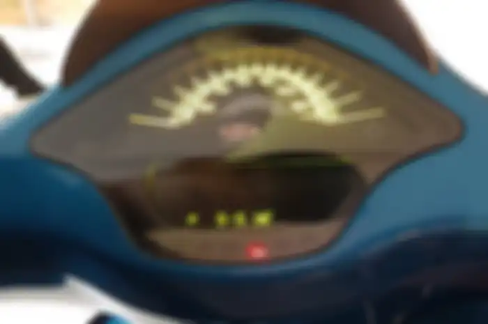 Cara setting panel instrumen Vespa lewat tombol 'Mode'