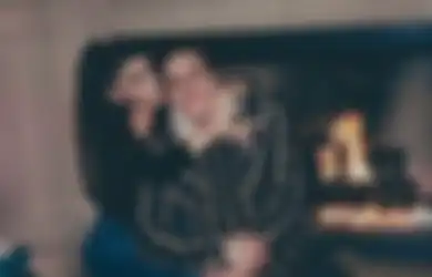 Timeline Ariana Grande dan Dalton Gomez dari Pacaran Hingga Menikah