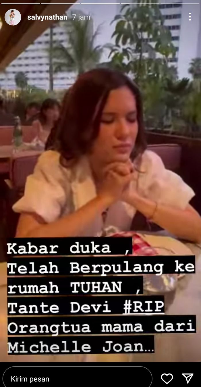 Postingan yang menginflrmasikan berpulangnya ibunda Michelle Joan