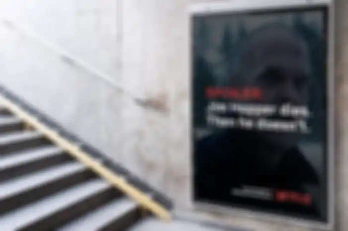 Viral billboard bertuliskan spoiler dari serial-serial Netflix