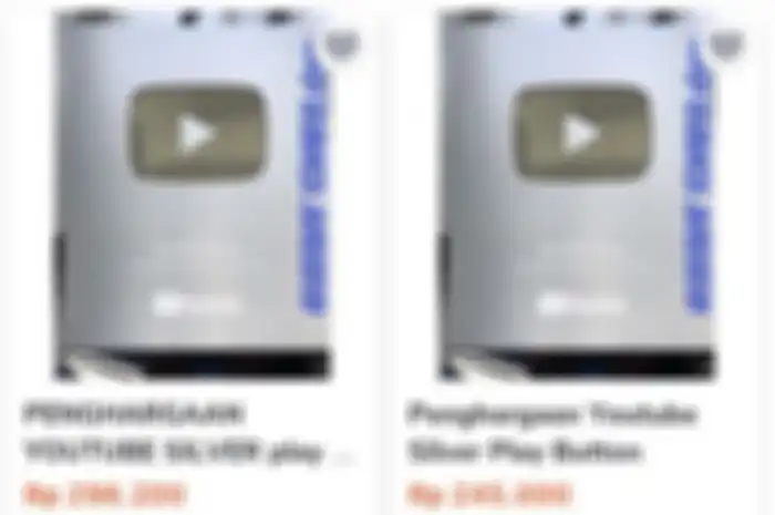 Silver Play Button yang dijual di e-commerce