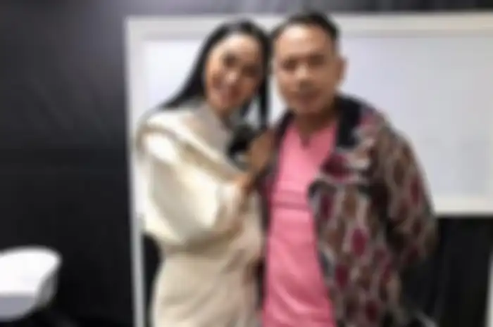 Kalina Ocktaranny dan Vicky Prasetyo