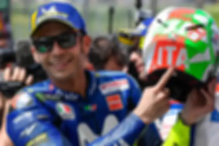 Valentino Rossi dan motif helm spesial setiap berlaga di kampung halamannya di MotoGP Italia, sirkuit Mugello