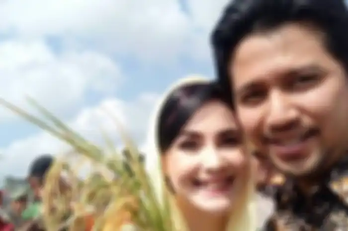 Arumi Bachsin dan Emil Dardak