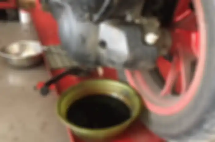 Imbas mesin terkena fuel dilute.