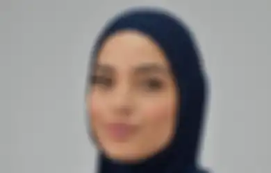 Biar Enggak Butek, Ini 5 Warna Hijab Paling Cocok Buat Sawo Matang!